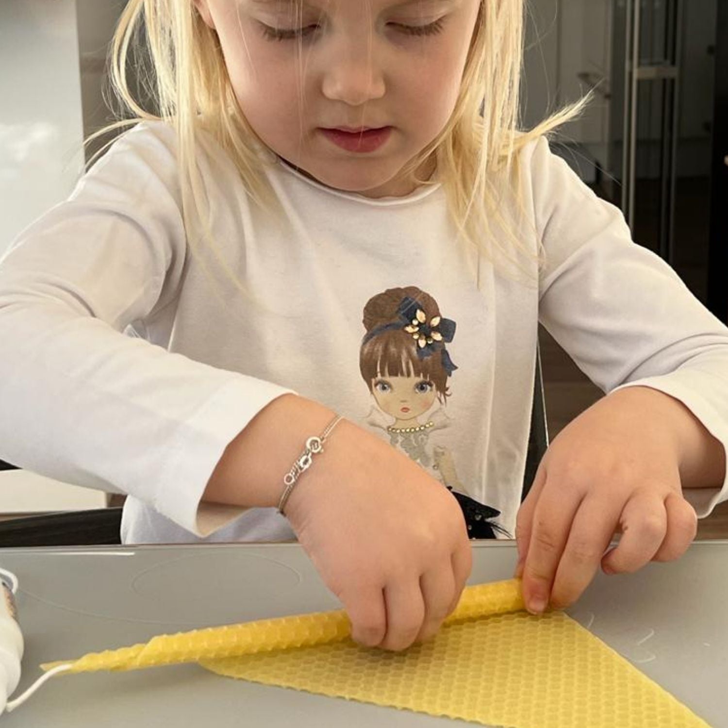 Bienenwaben-Kerzenbastelset