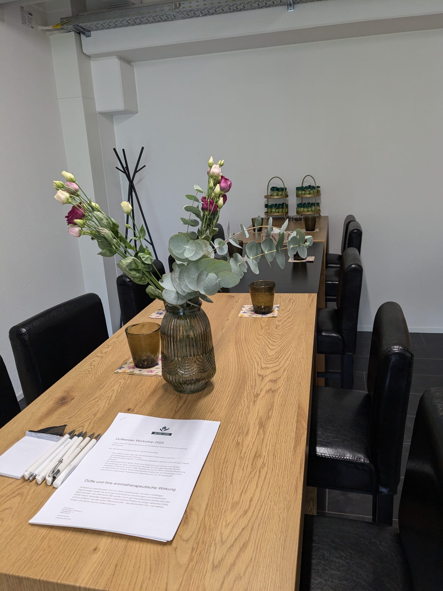 Workshop Adventskranz «mit frischem Kranzgrün» inkl. Stumpenkerzen giessen