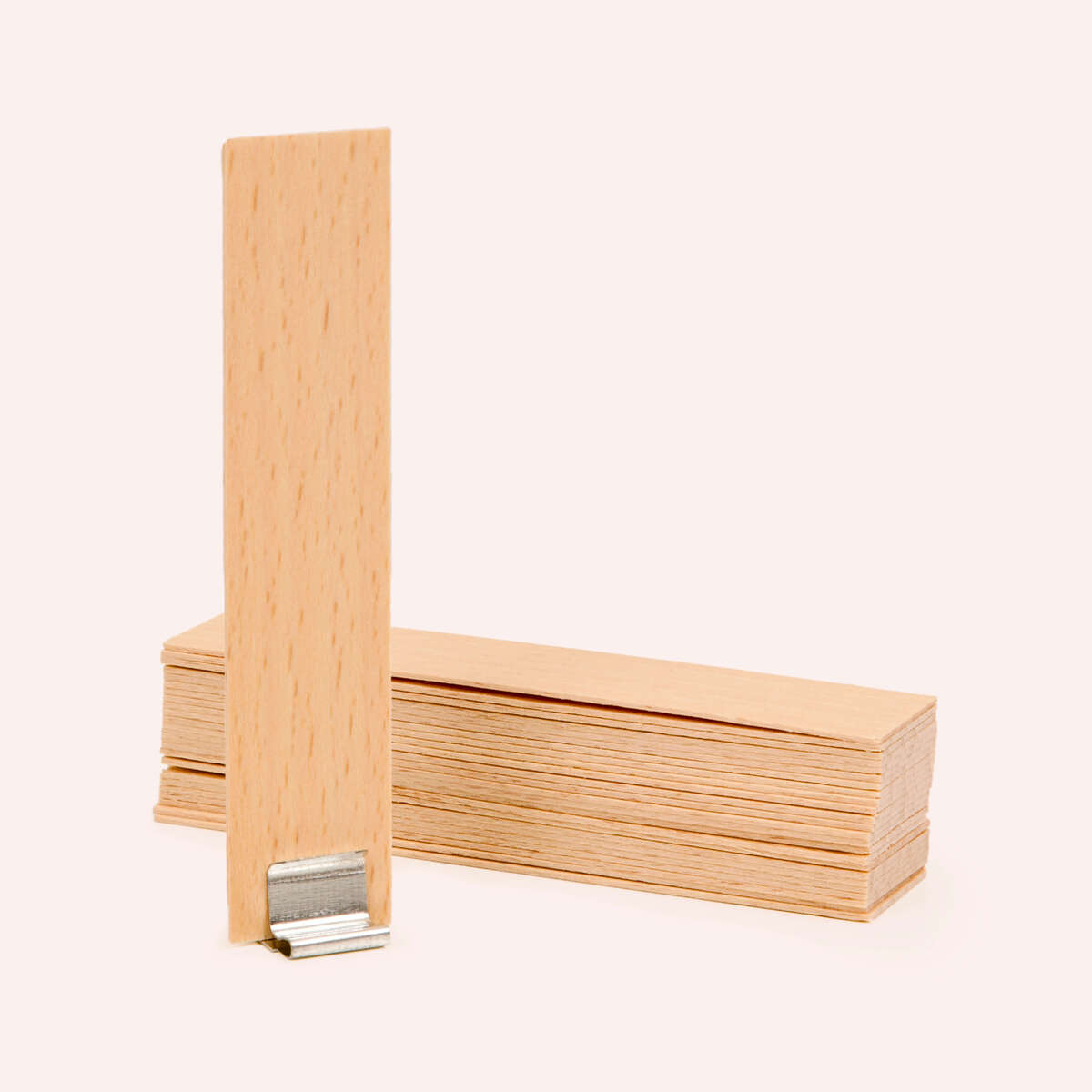 Holzdocht aus Schweizer Rotbuche inkl. Halter aus Metall